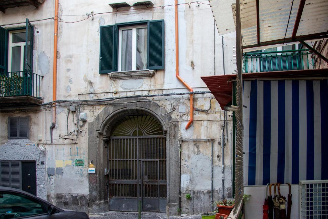 Ferienwohnung Domus Anticaglia By Domusextra Neapel Exterior foto